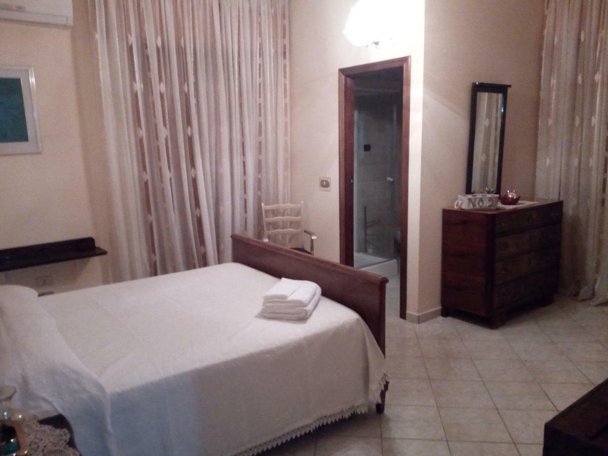 Il Tuo Letto Sullo Stretto Bed and Breakfast Reggio di Calabria Buitenkant foto